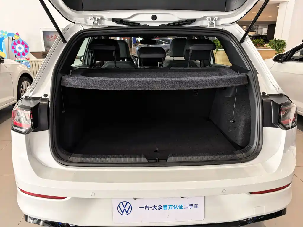 Volkswagen Golf — миниатюра 10
