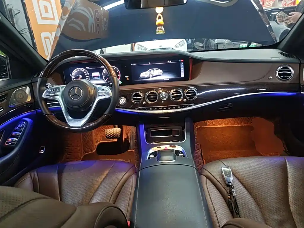 Mercedes-Benz S-Class — миниатюра 10