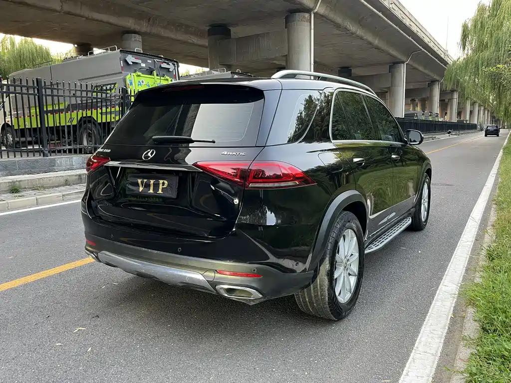 Mercedes-Benz GLE (Import) — миниатюра 5