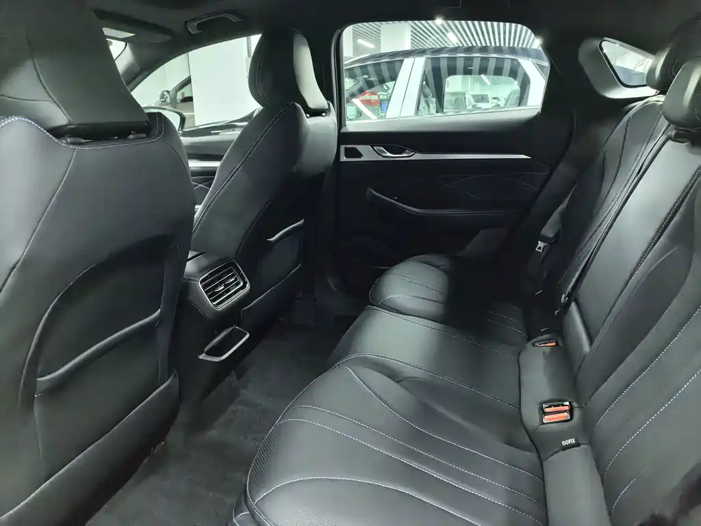 Geely Xingrui — миниатюра 8