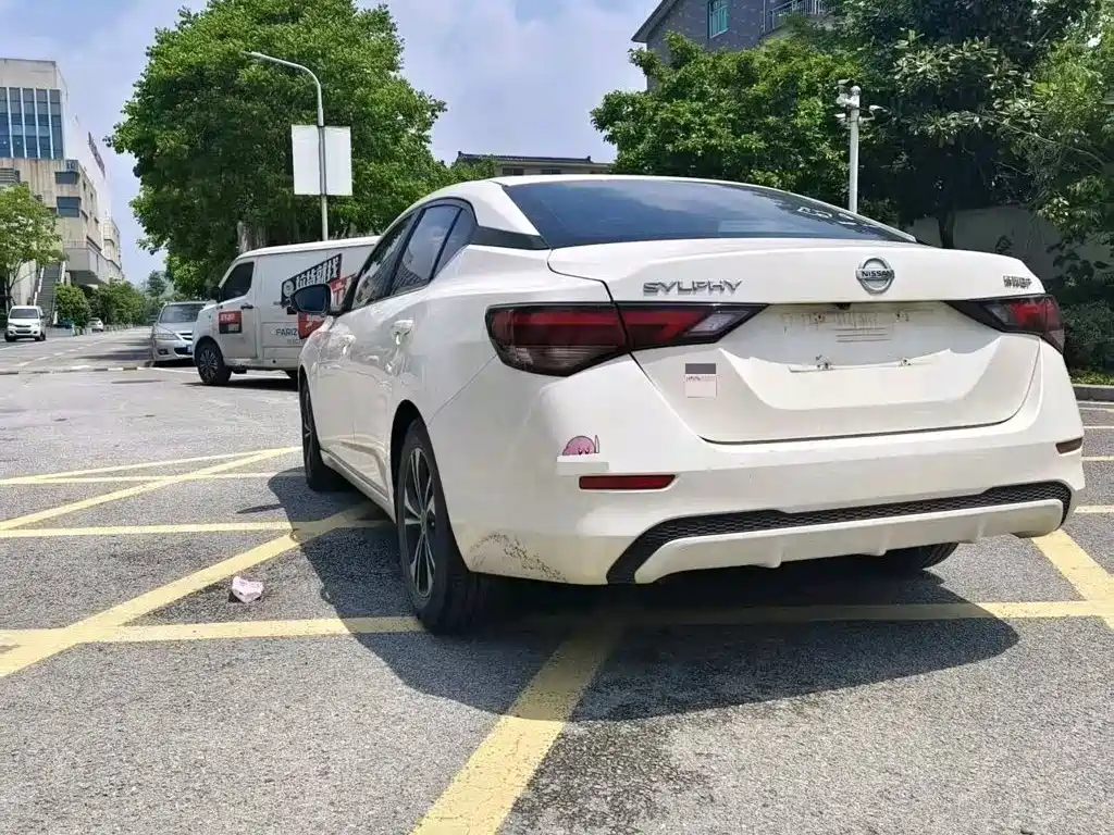 Nissan Sylphy — миниатюра 4