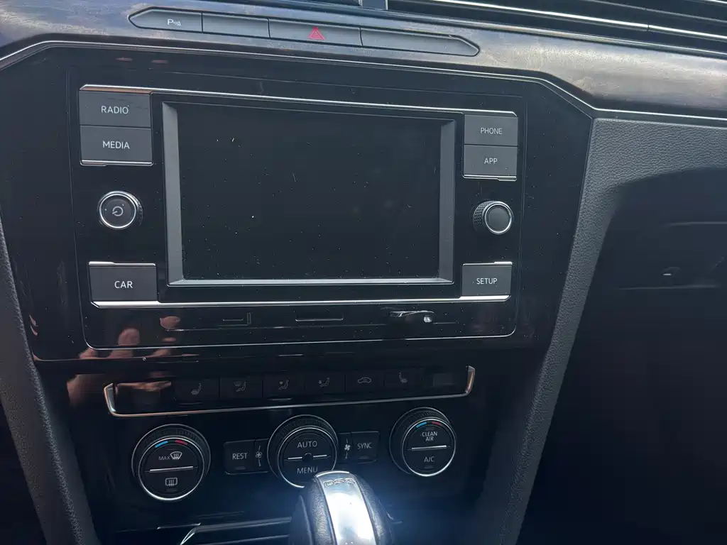 Volkswagen Magotan — миниатюра 12