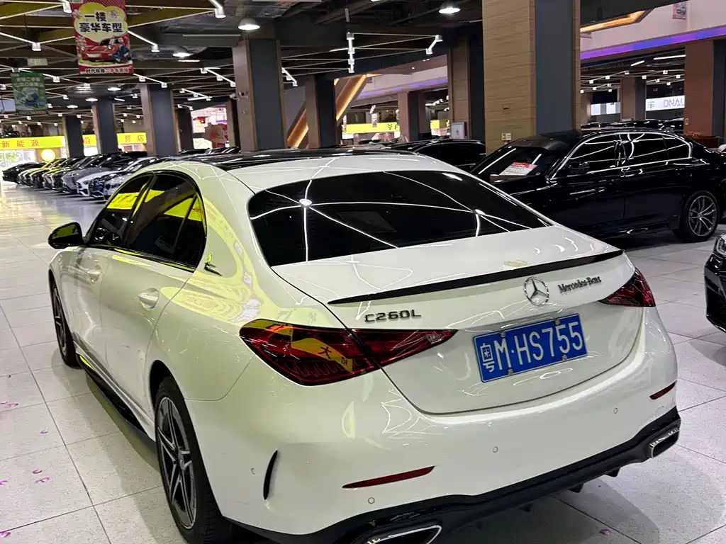 Mercedes-Benz C-Class — миниатюра 10
