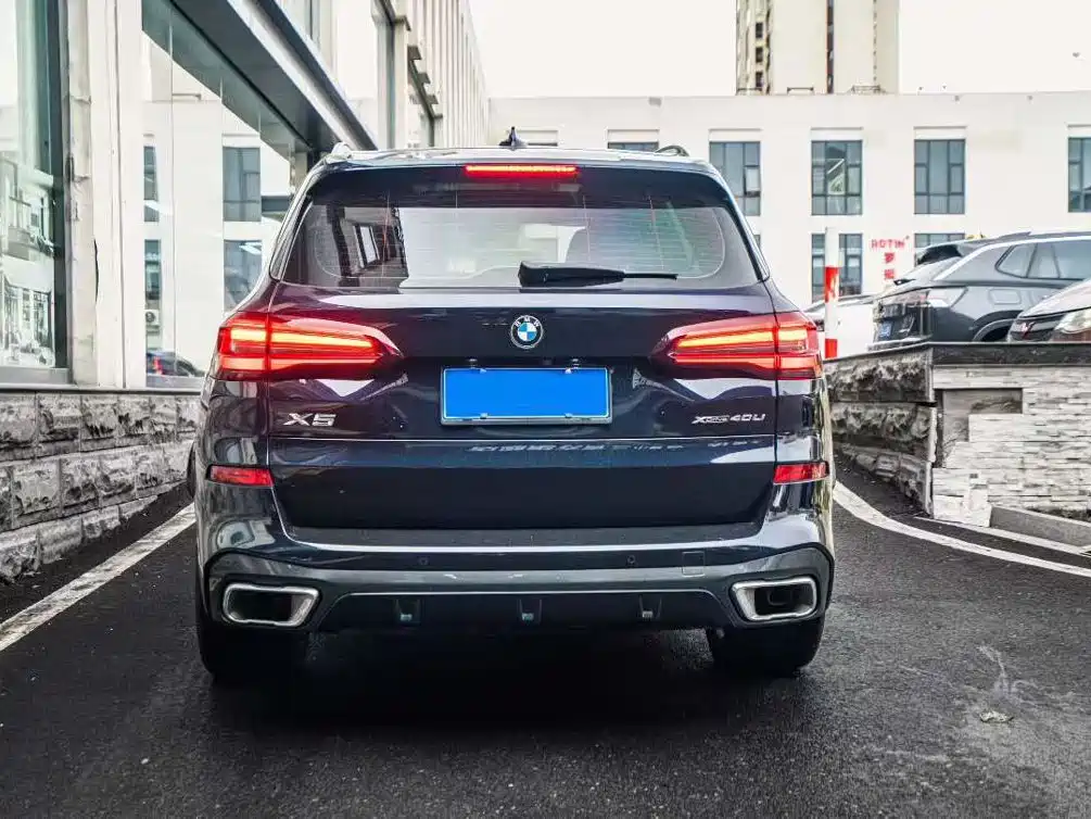 BMW X5 2022 xDrive 40Li Premium M Sport