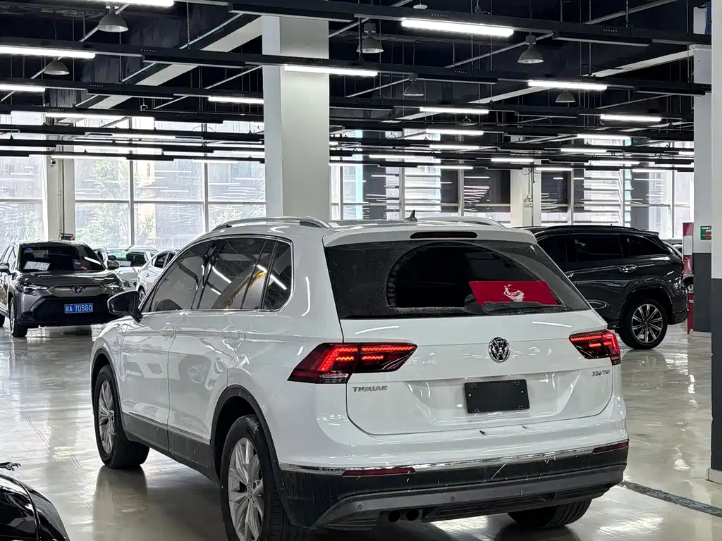Volkswagen Tiguan — миниатюра 7