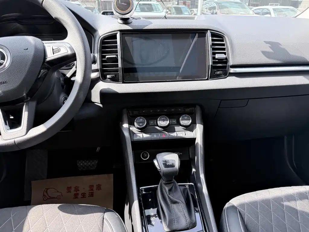 Skoda Karoq — миниатюра 16