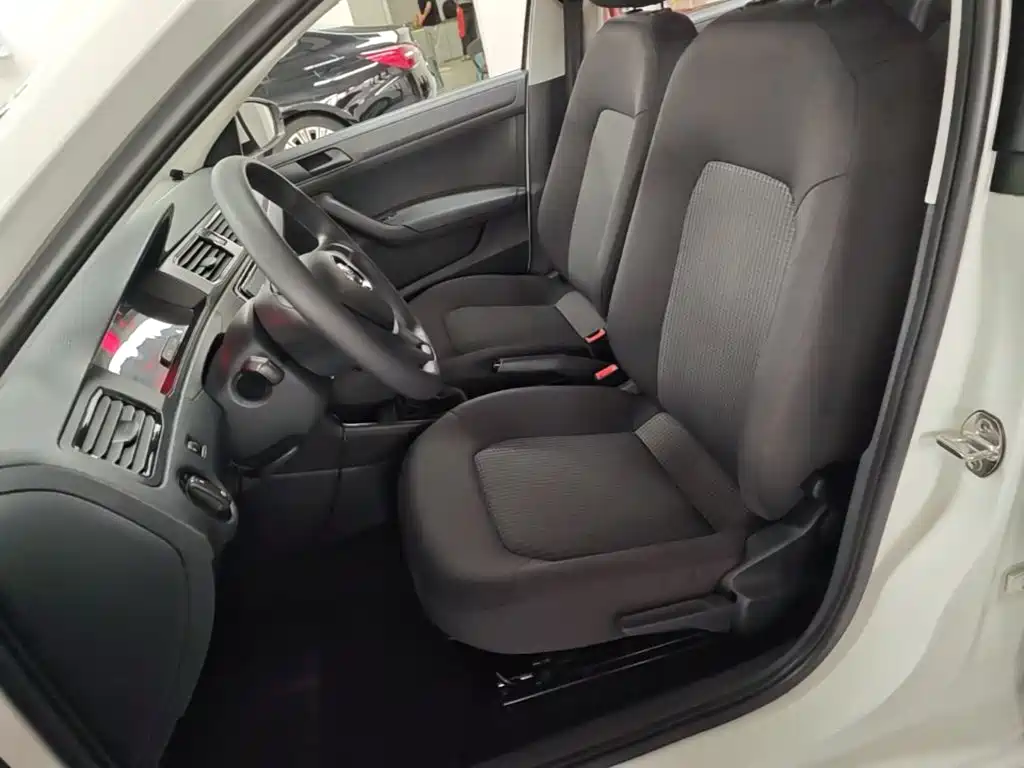 Volkswagen Santana — миниатюра 15