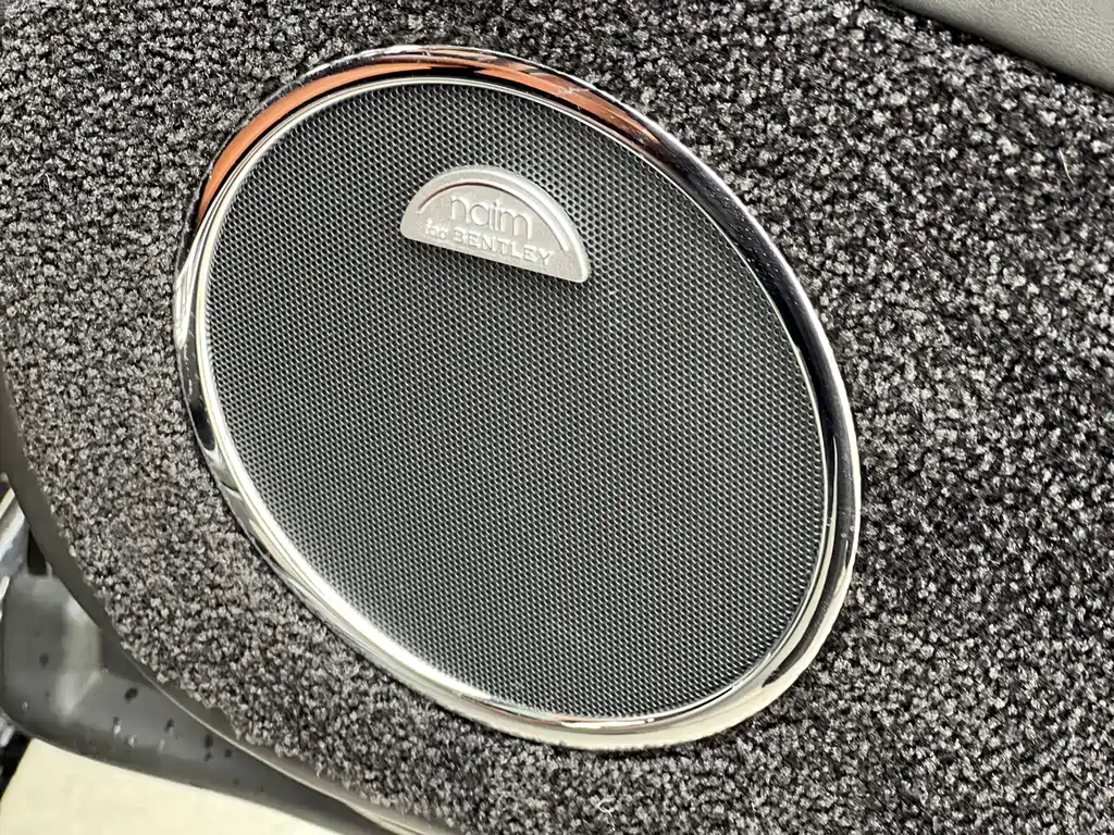 Bentley Mulsanne — миниатюра 24