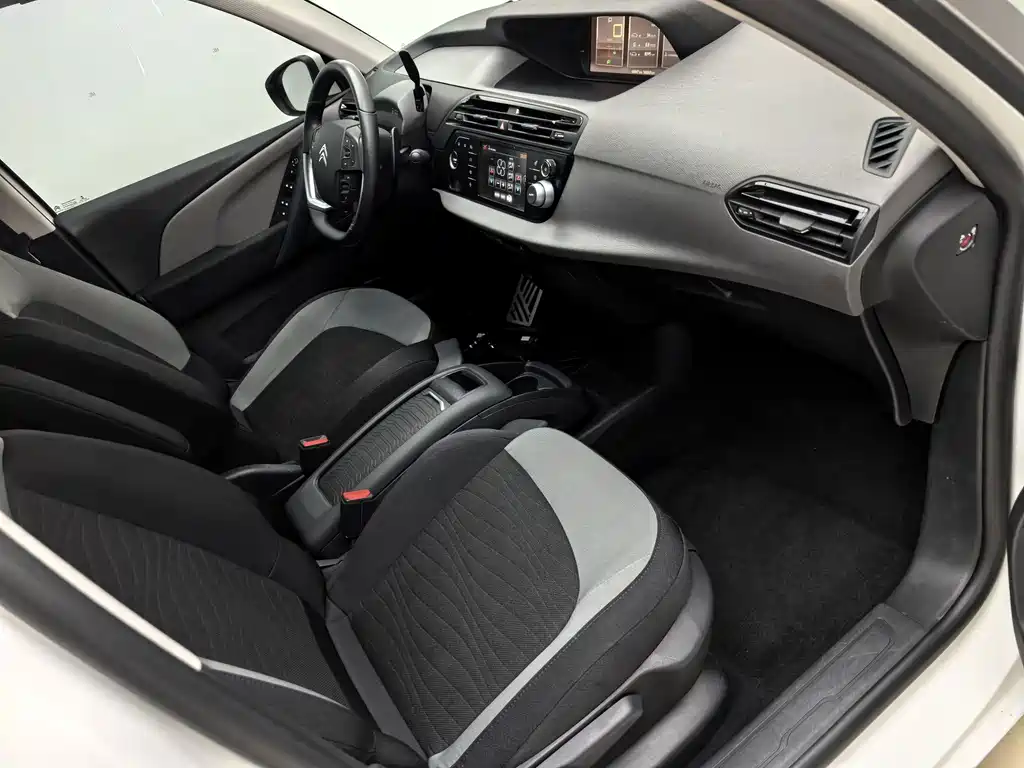 Citroen C4 Picasso — миниатюра 13