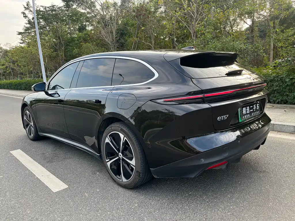 NIO NIO ET5T