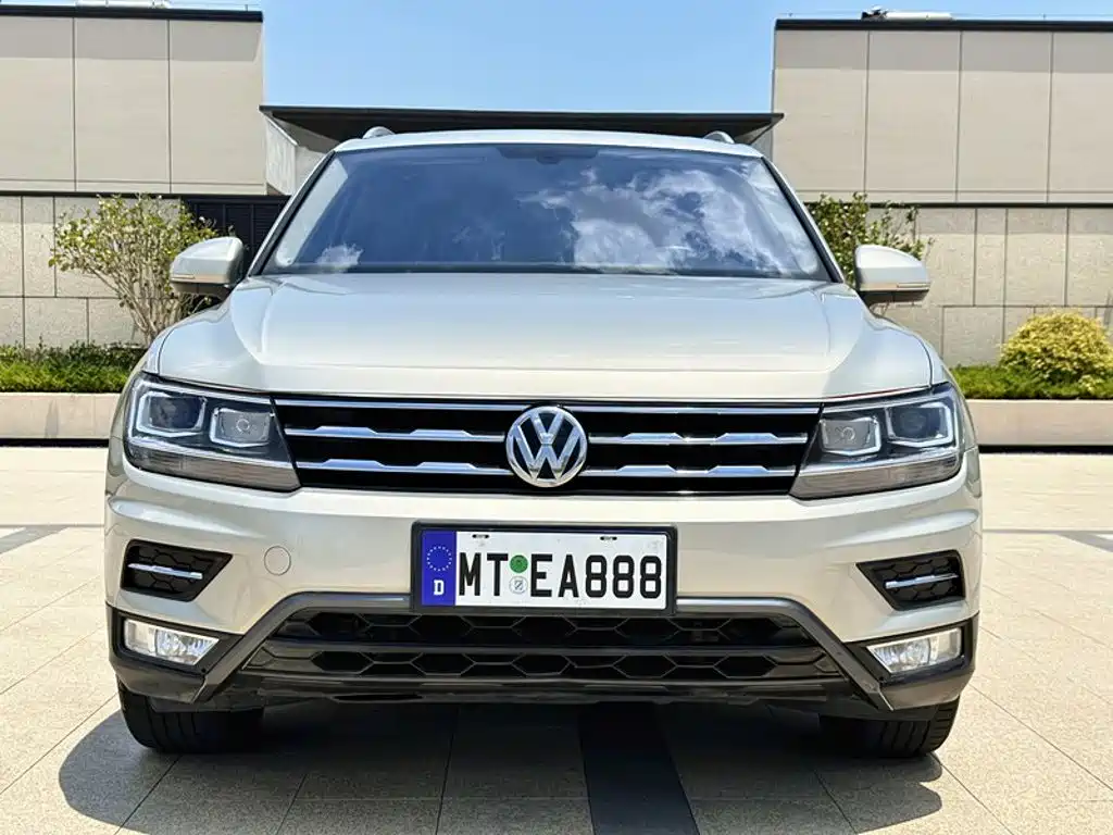 Volkswagen Tiguan L — миниатюра 2