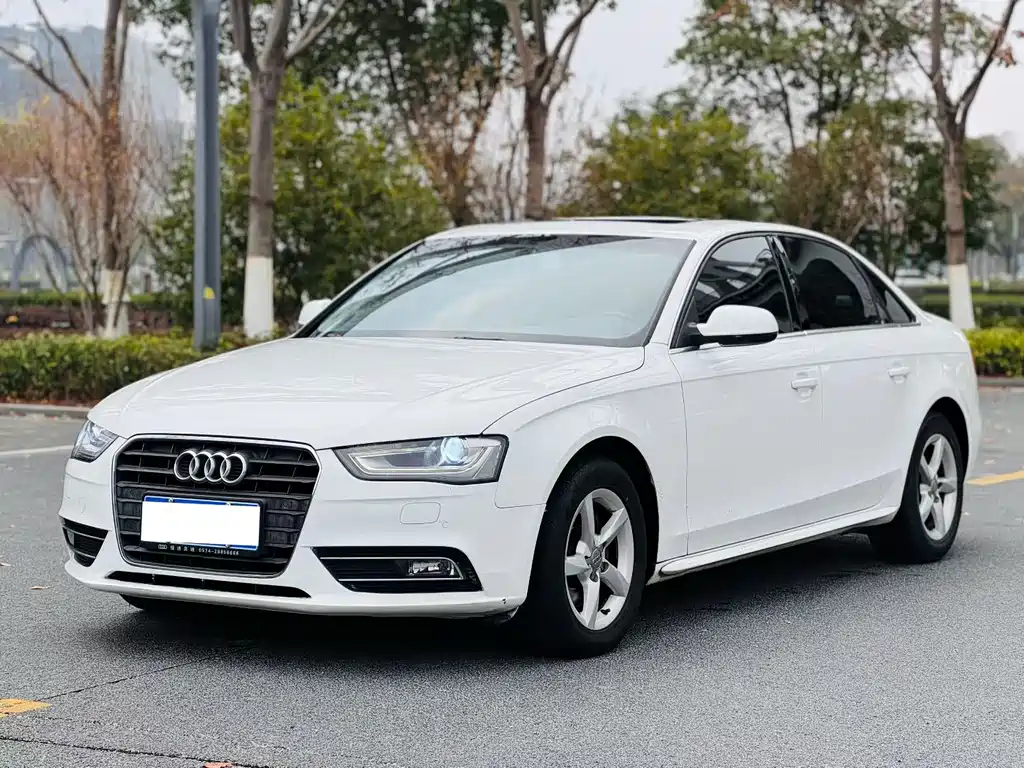 Audi A4L 2014