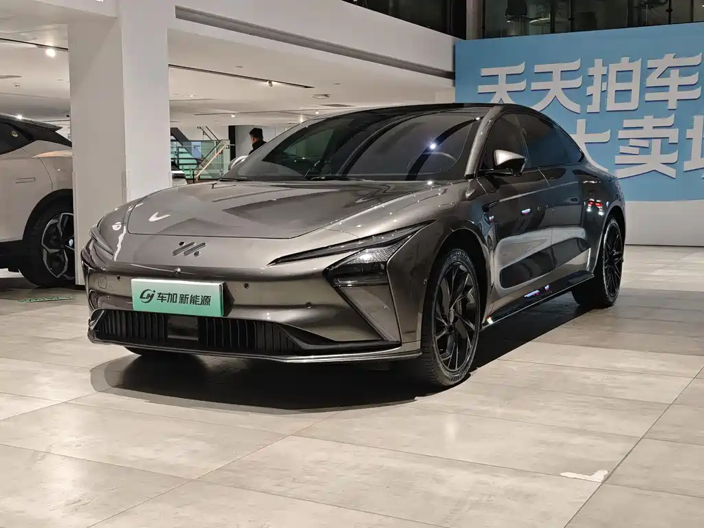 ZHIJI AUTOMOBILE ZHIJI L7