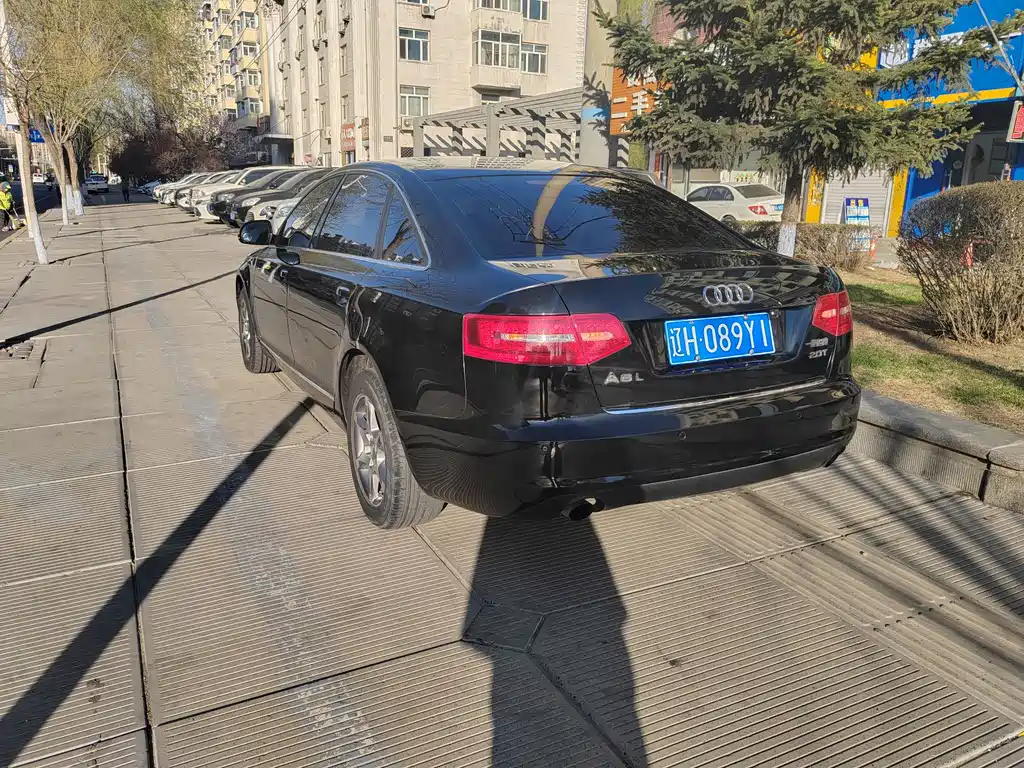 Audi A6L 2010 2.0 TFSI MT