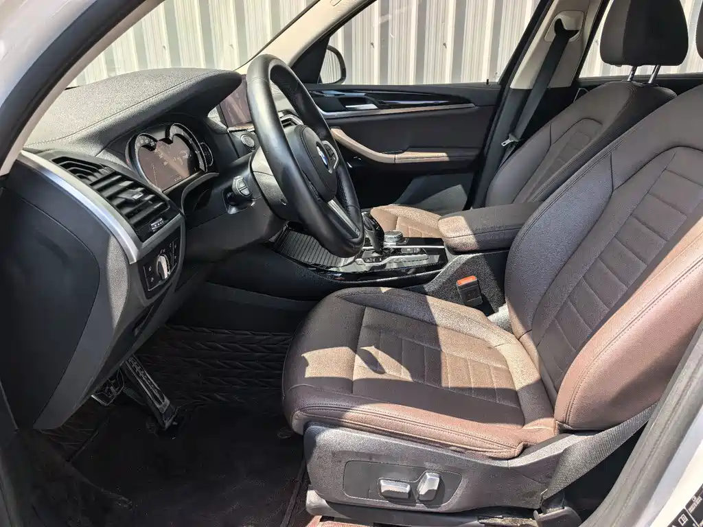BMW X3 — миниатюра 5