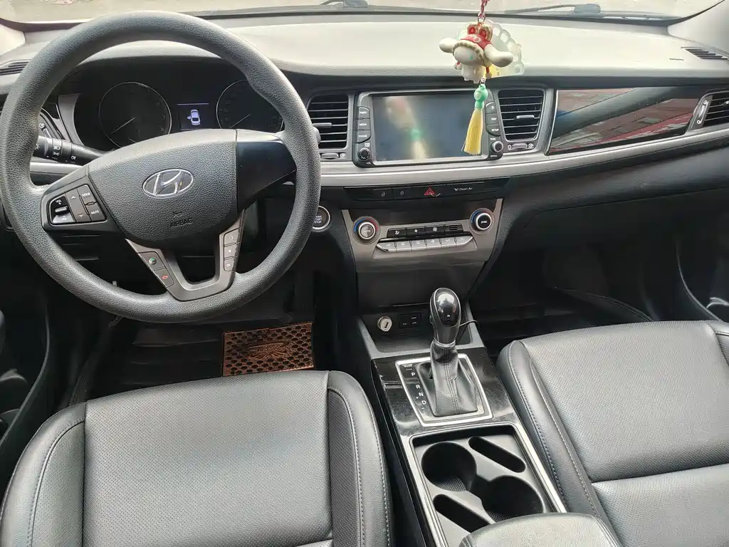 Hyundai Mistra — миниатюра 5