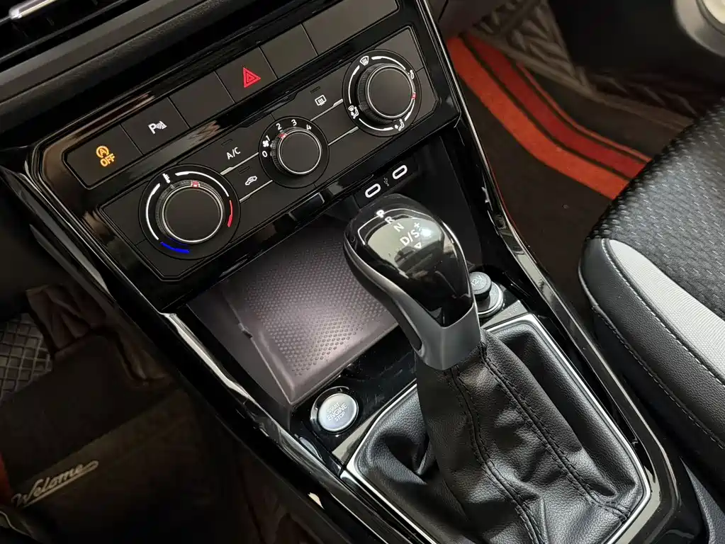 VOLKSWAGEN EXPLORING THE SHADOW