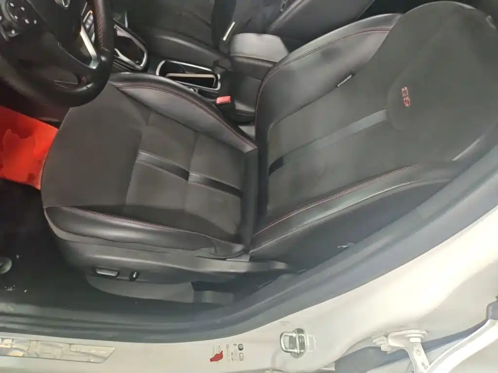 Buick Verano — миниатюра 15