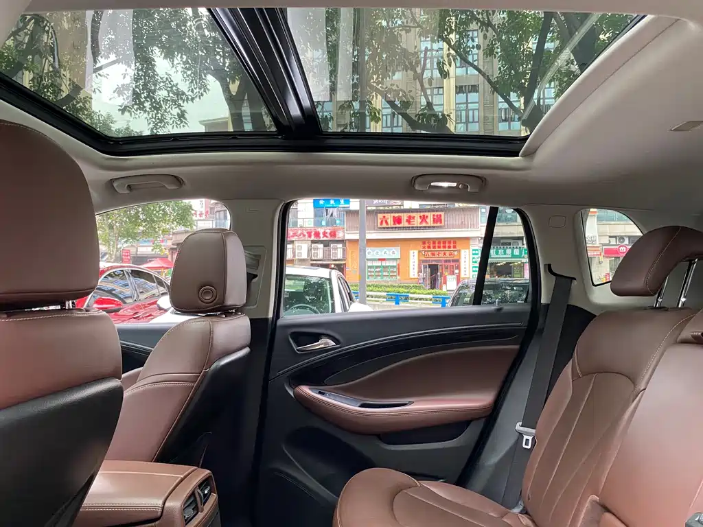 Buick Envision Plus — миниатюра 12