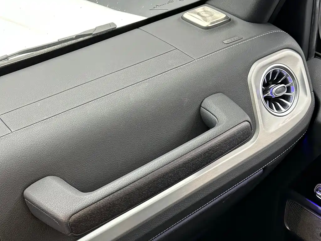Mercedes-Benz G-Class — миниатюра 27