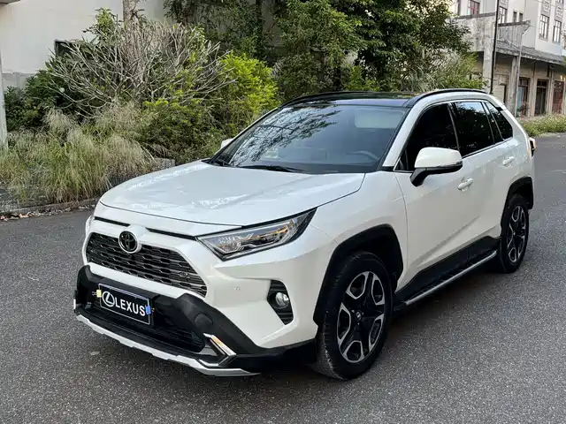 TOYOTA RAV4 RONGFANG 2020