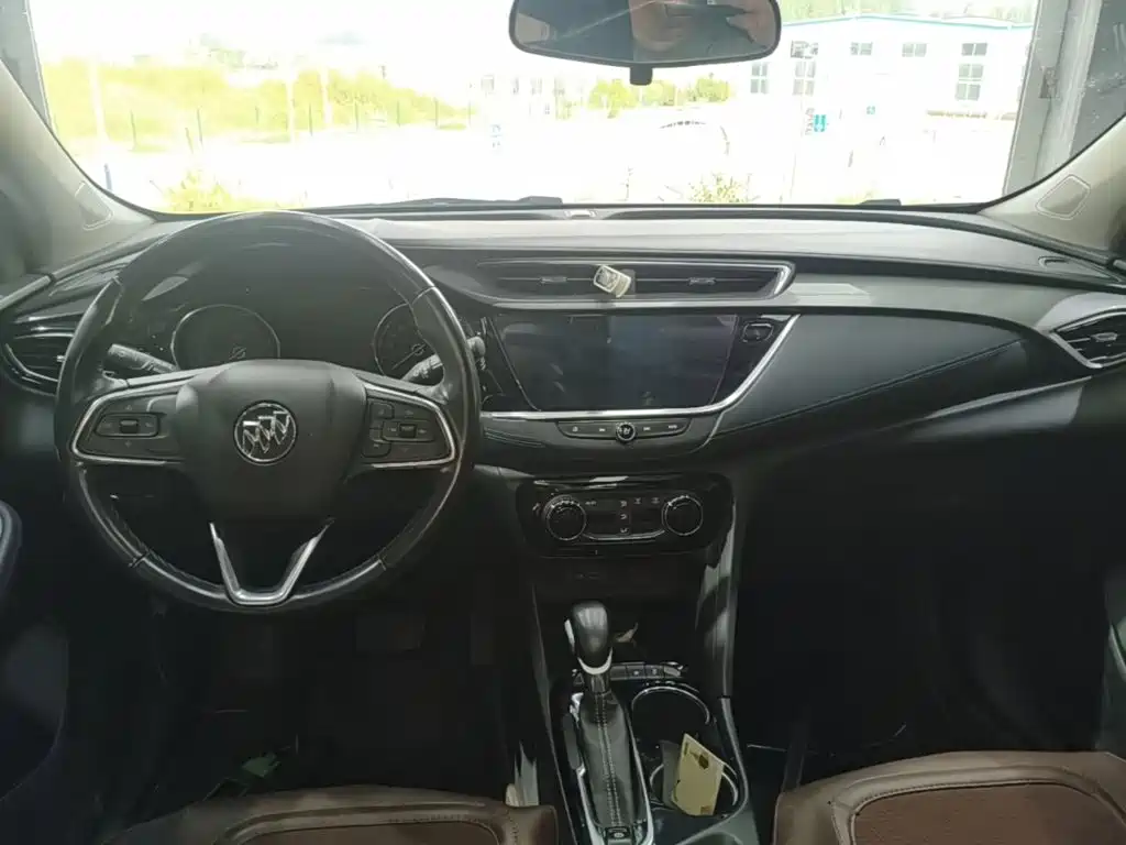 Buick Encore GX — миниатюра 10