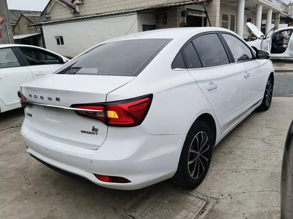 Roewe i5 — миниатюра 7