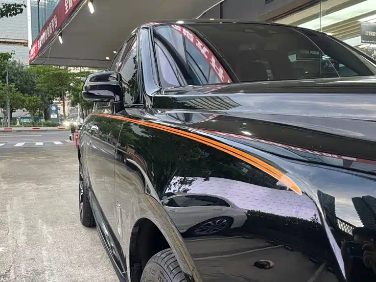 Rolls-Royce Cullinan — миниатюра 4