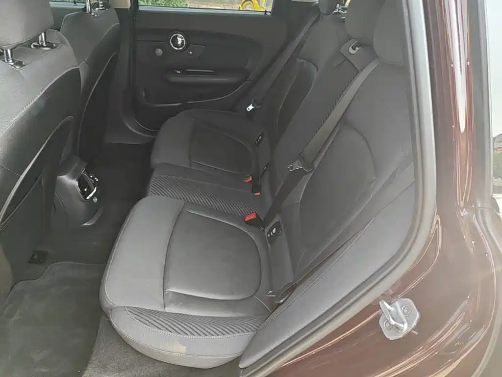 MINI Mini Clubman — миниатюра 17