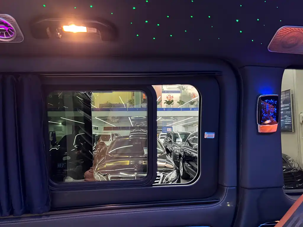 Mercedes-Benz Vito — миниатюра 9