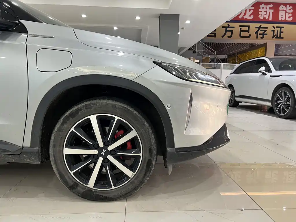 XPeng G3 — миниатюра 4