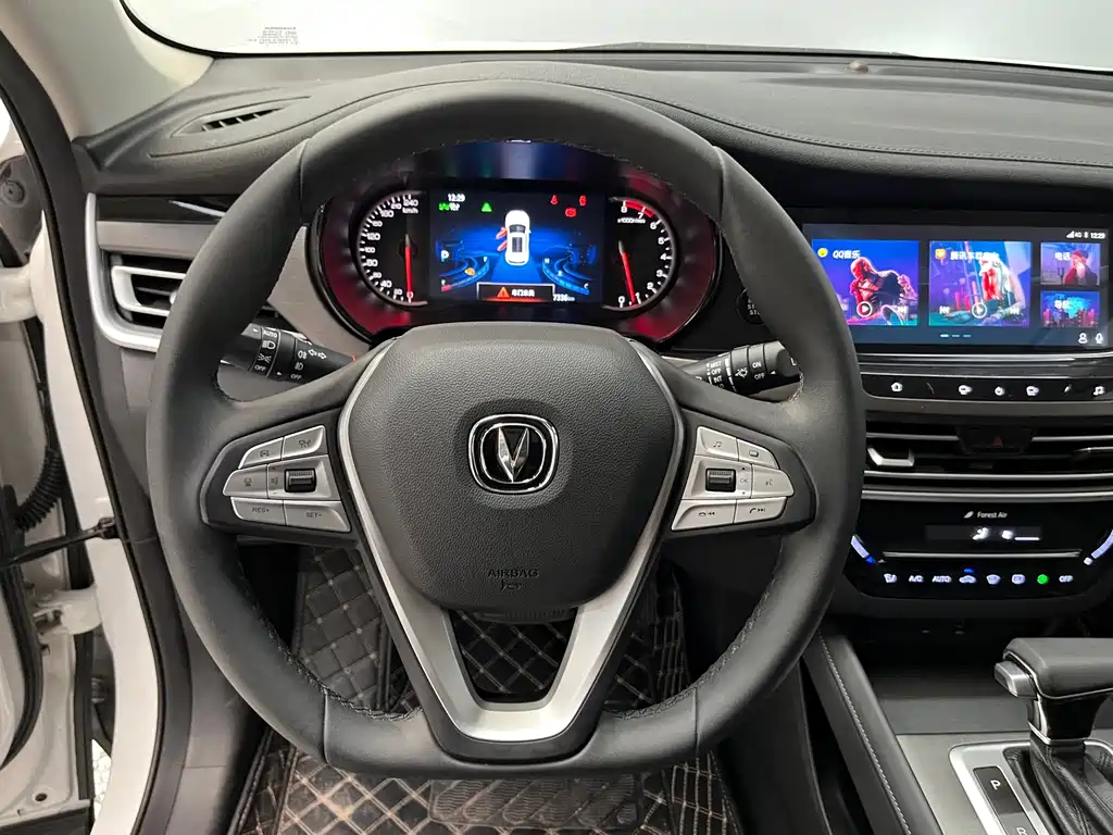 Changan CS35PLUS — миниатюра 8