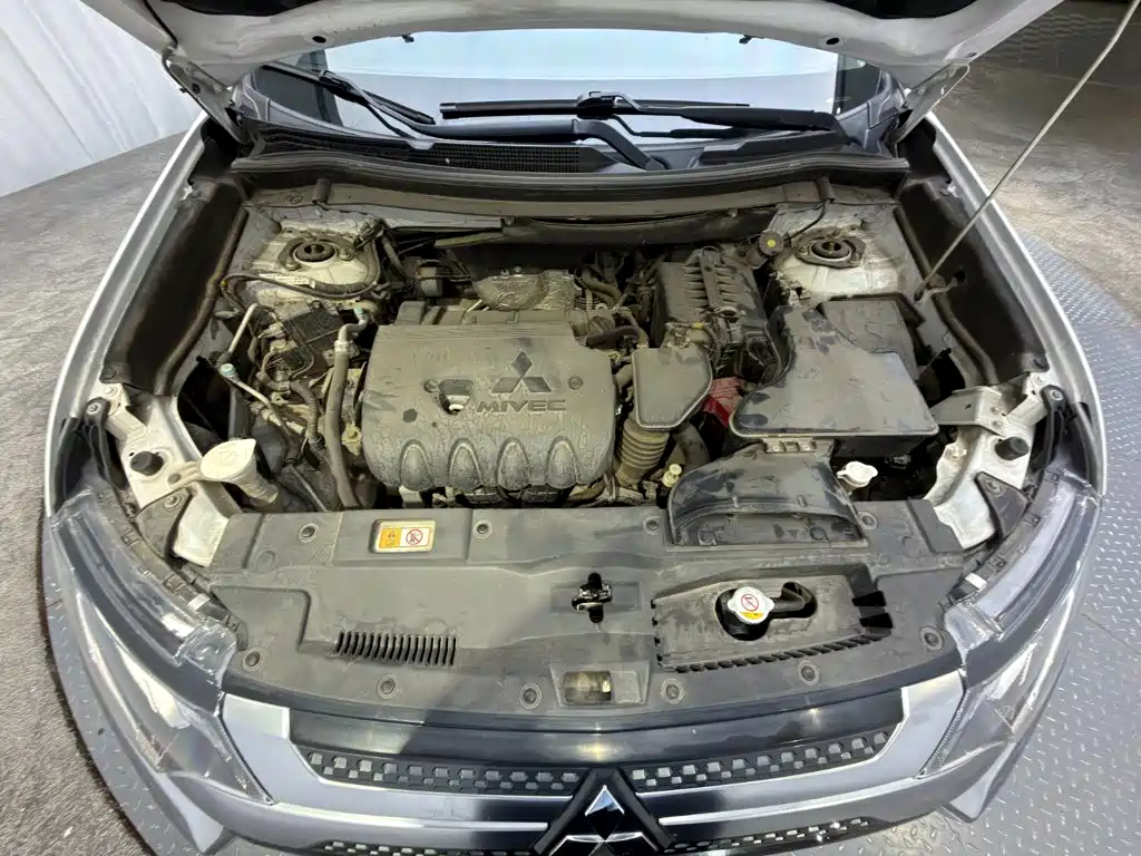 Mitsubishi Outlander — миниатюра 9