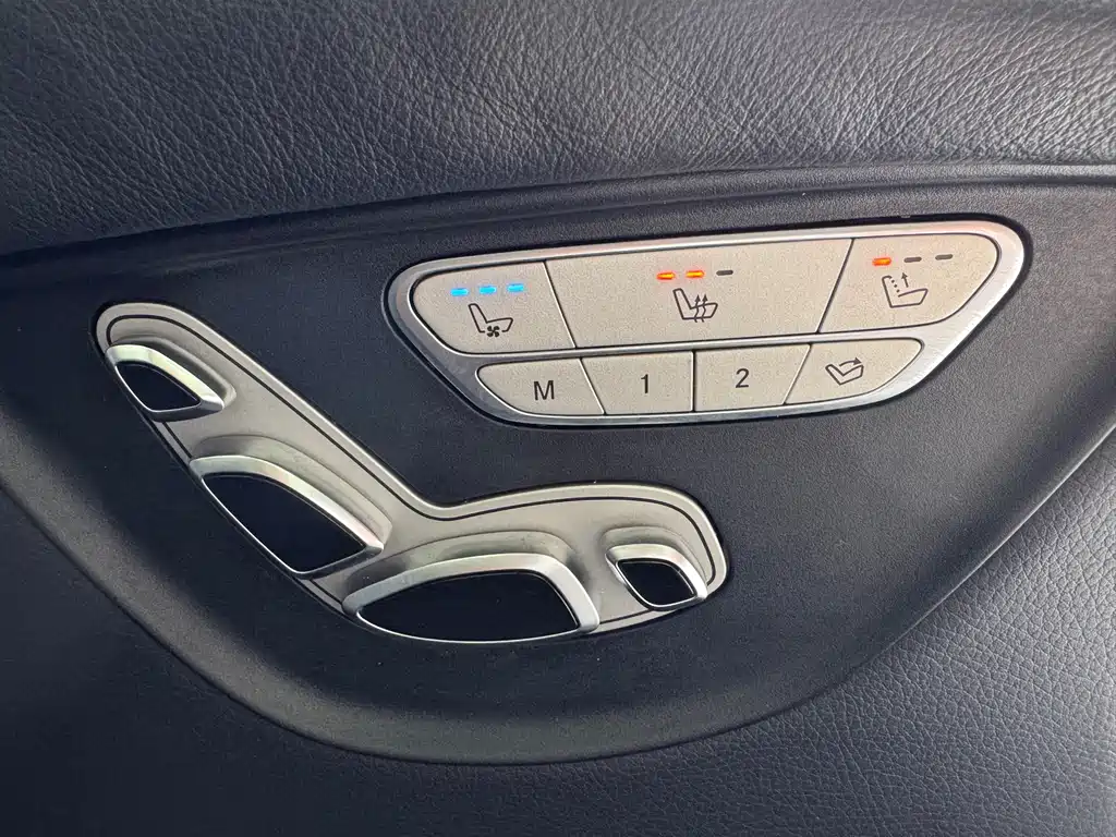 MERCEDES-BENZ V CLASS