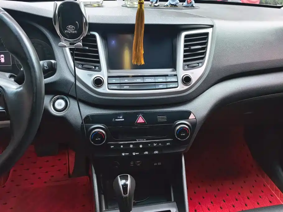 Hyundai Tucson — миниатюра 13
