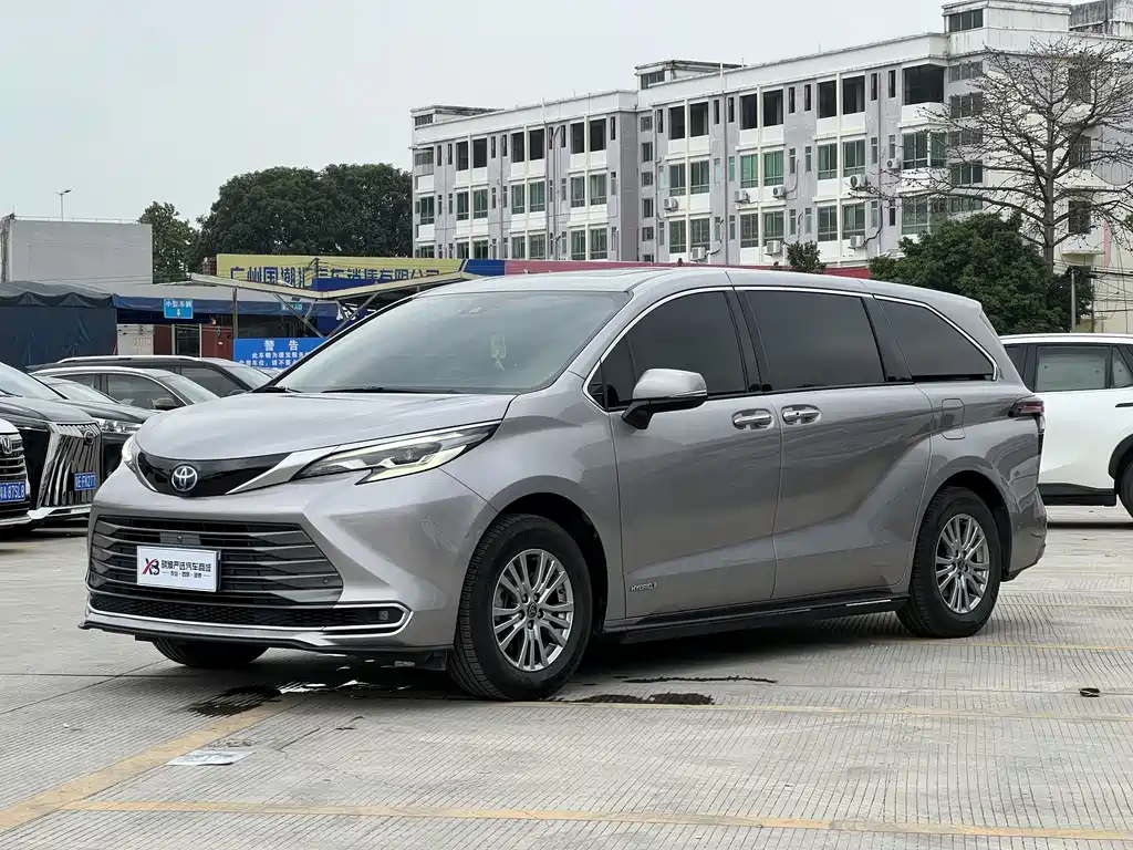 Toyota Sienna 2022