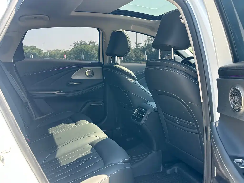 Chery Arrizo 8 — миниатюра 12