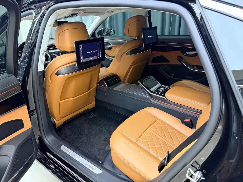 Audi A8 — миниатюра 18