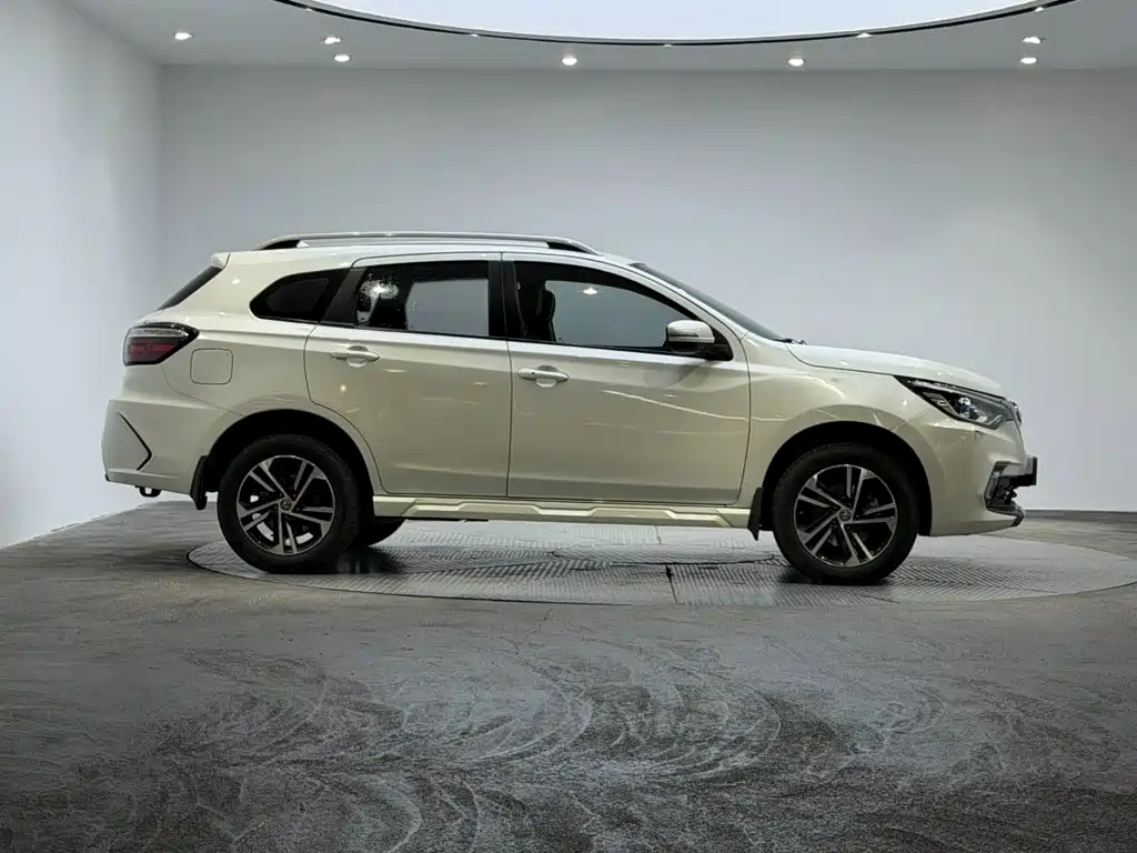 Venucia T70 — миниатюра 4