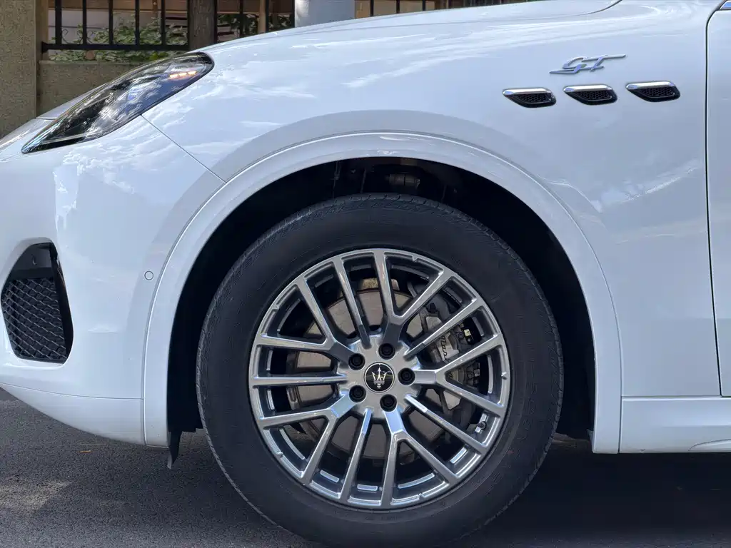 Maserati Grecale — миниатюра 14