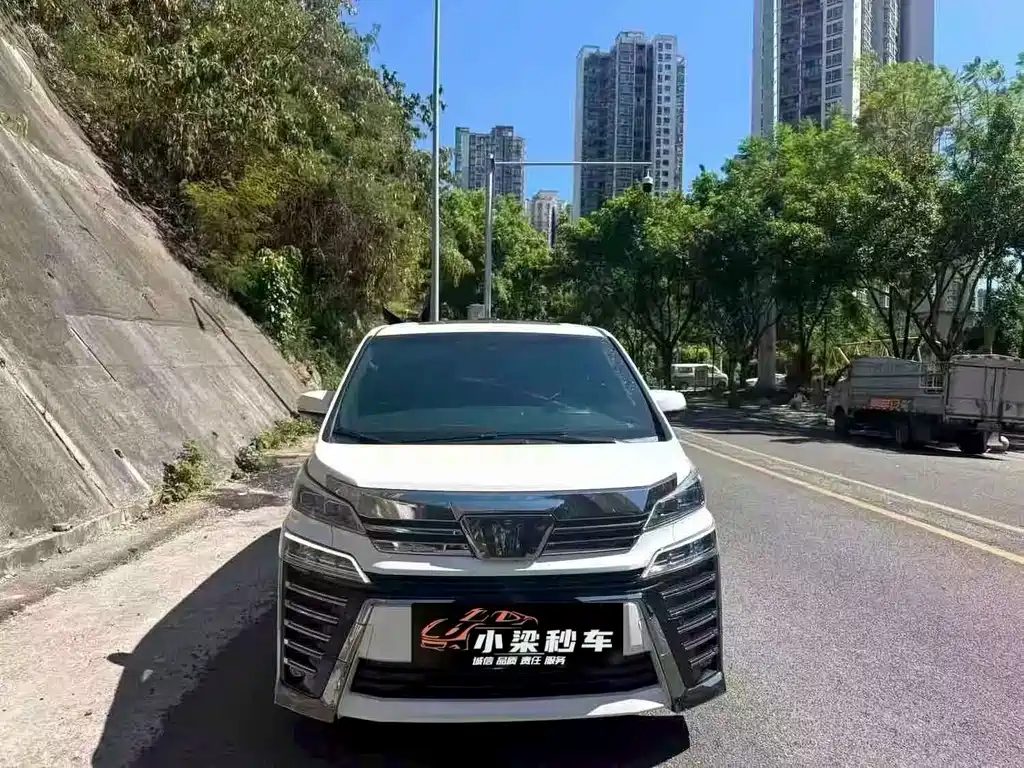 2021 Toyota Vellfire - zdjęcie 1 z 4
