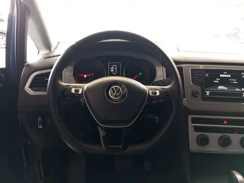 Volkswagen Golf Sportsvan — миниатюра 11
