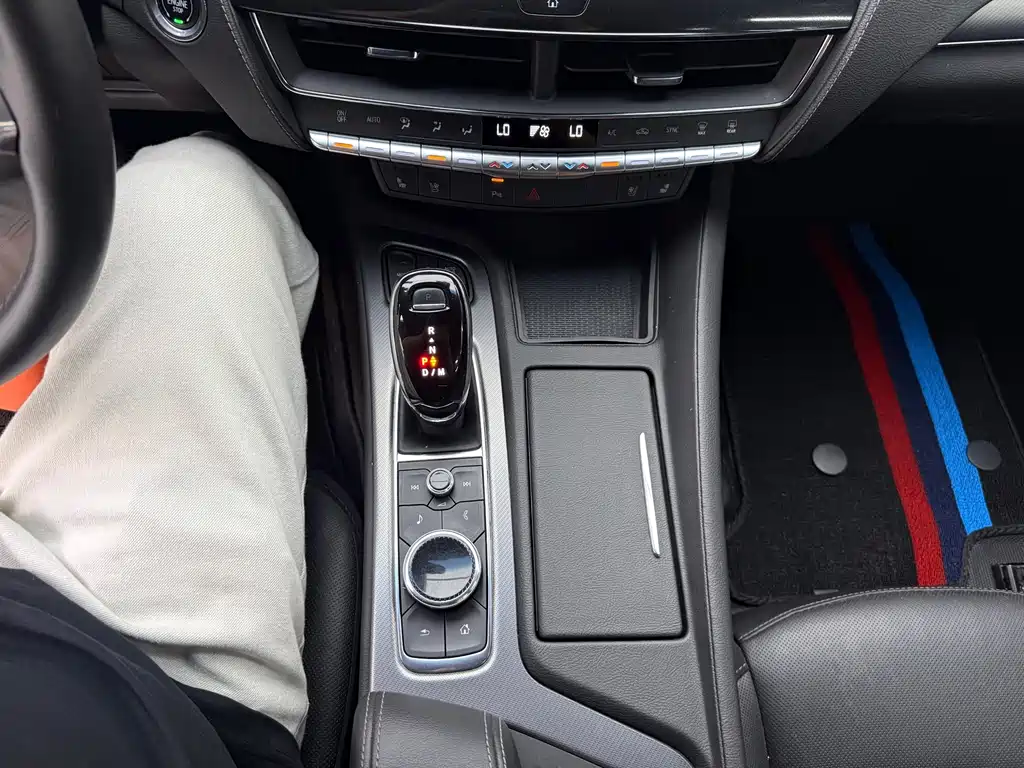 Cadillac CT5 — миниатюра 9