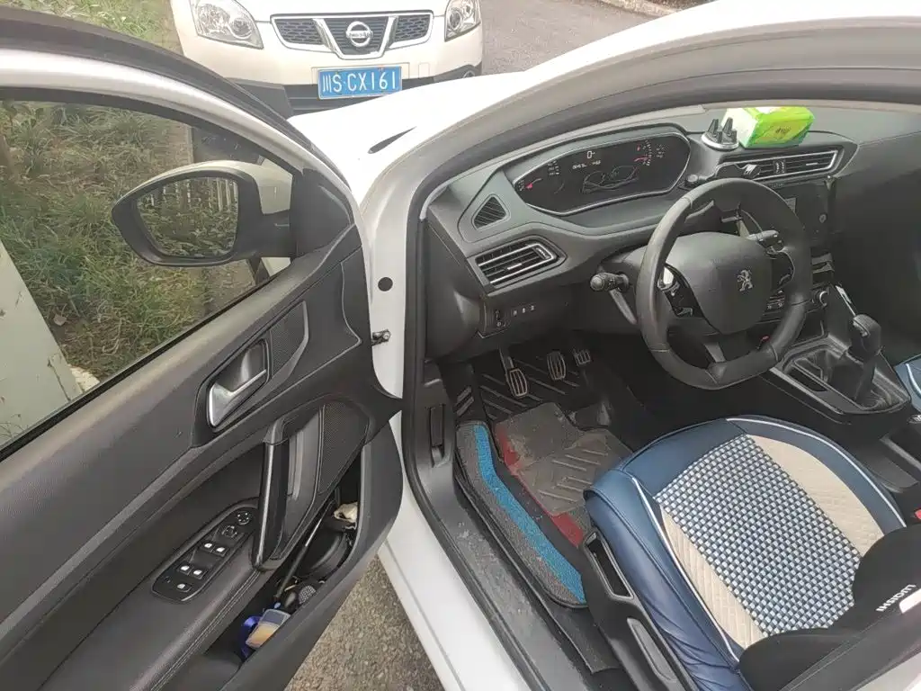 Peugeot 308 — миниатюра 14