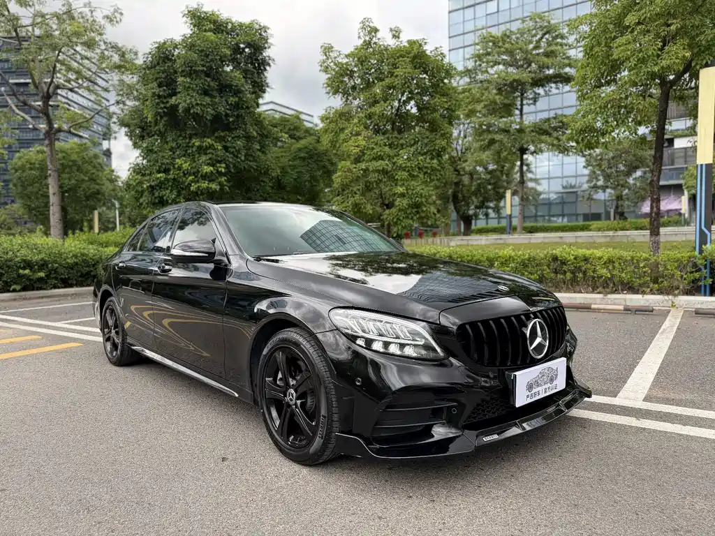 Mercedes-Benz C-Class — миниатюра 3