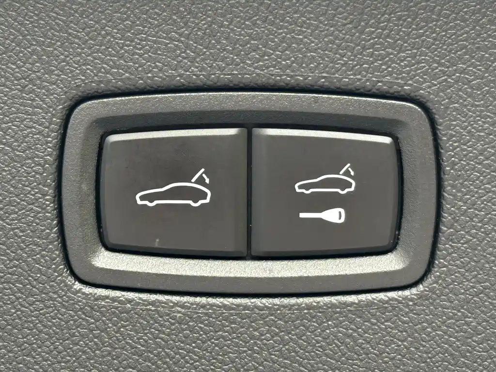 Porsche Cayenne — миниатюра 16