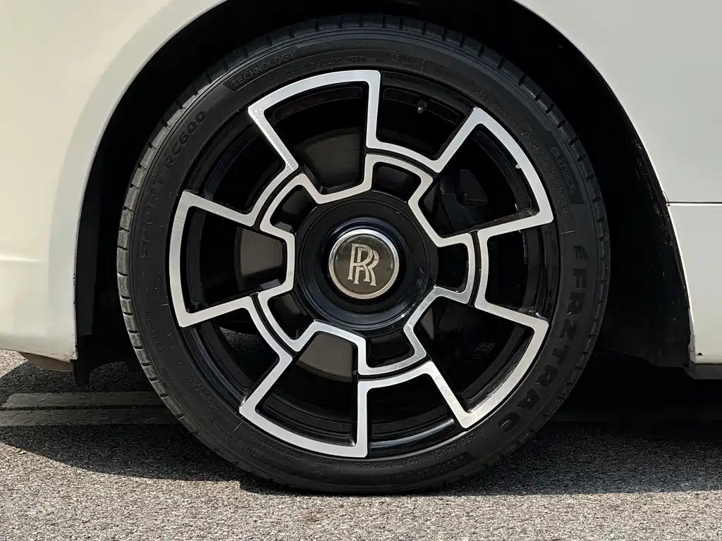 Rolls-Royce Dawn — миниатюра 9