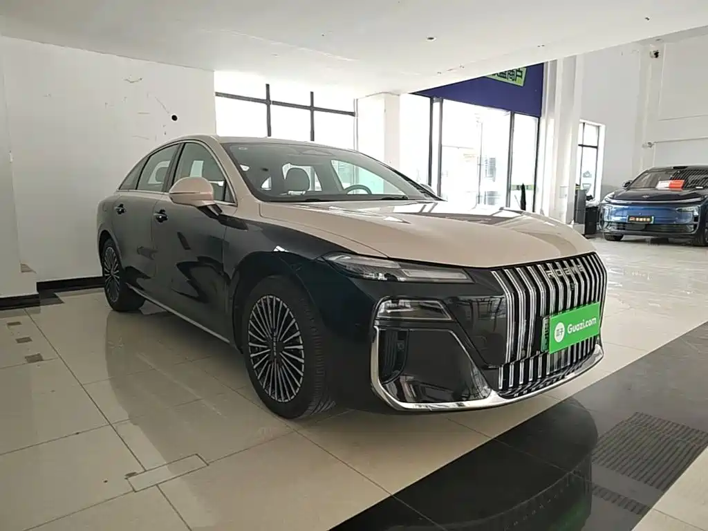 Roewe M7 DMH — миниатюра 4