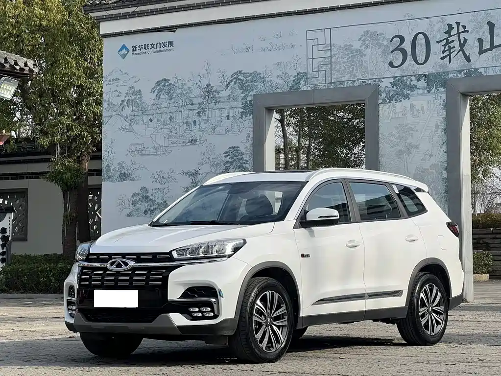 CHERY TIGGO 8