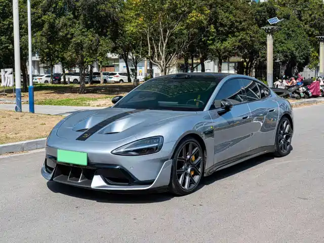 XIAOMI CAR XIAOMI SU7 ULTRA 2025